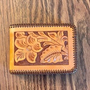 Elegant Leather Wallet Floral Design